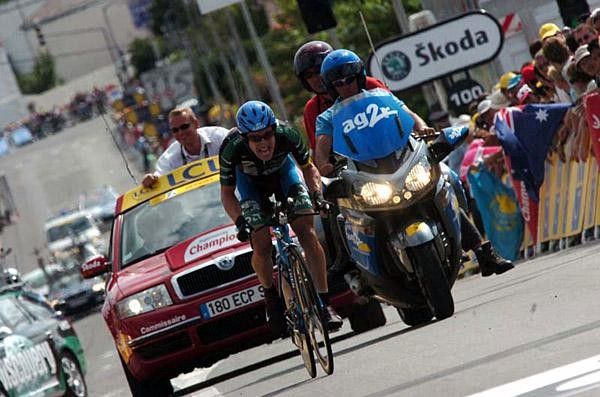 Leipheimer gasps for air on the very painful final metres