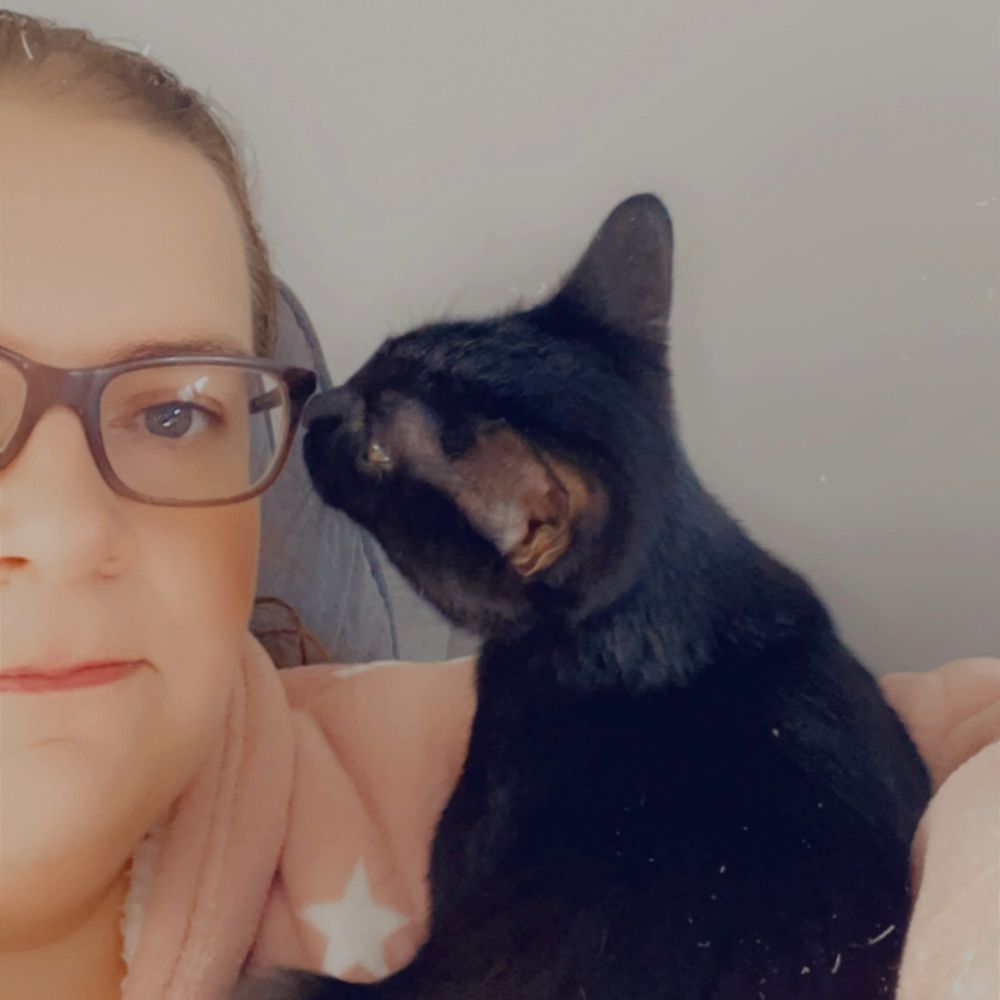 Jo and her cat