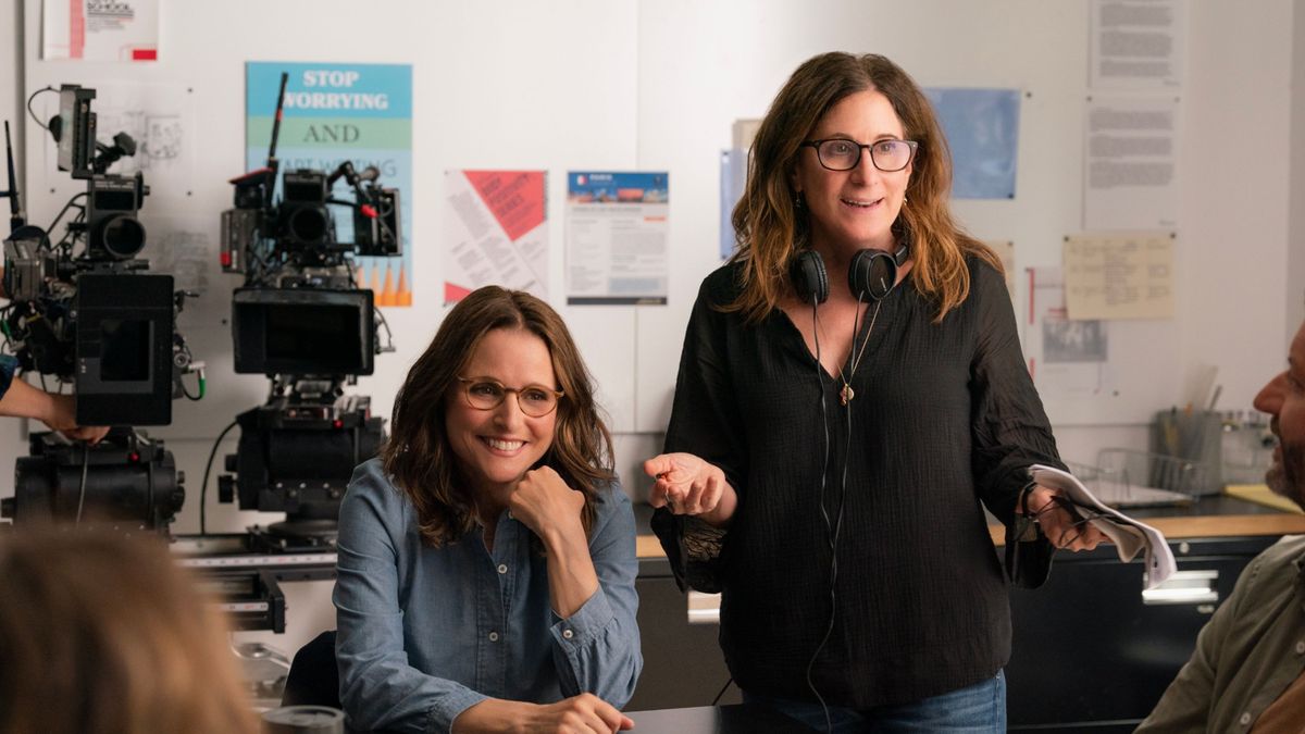 Julia Louis-Dreyfus and Nicole Holofcener on set of You Hurt My Feelings