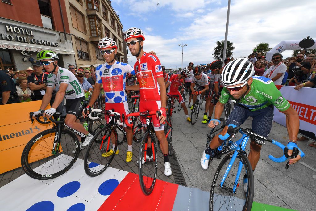 The leaders at the start