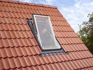 installation of a roof window