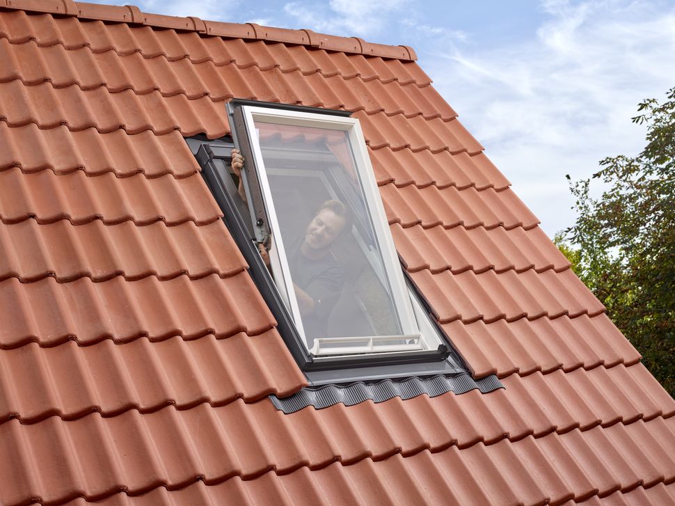 How to Install a Roof Window Homebuilding