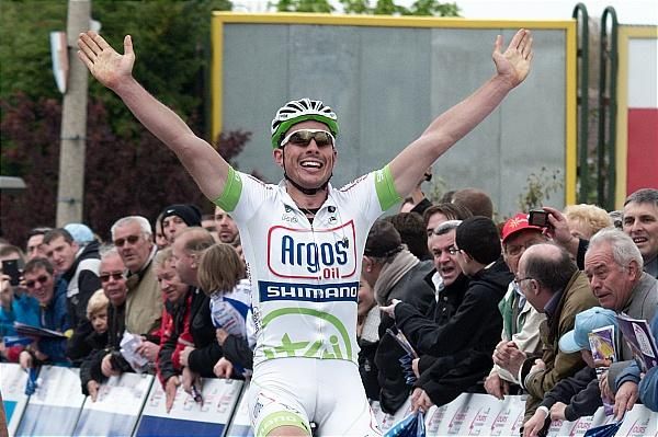 John Degenkolb (Argos-Shimano) wins stage 1