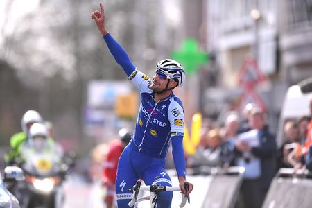 Tom Boonen finishes his final Scheldeprijs