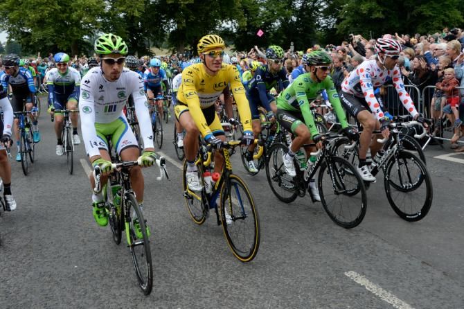 The jersey wearers roll out from York