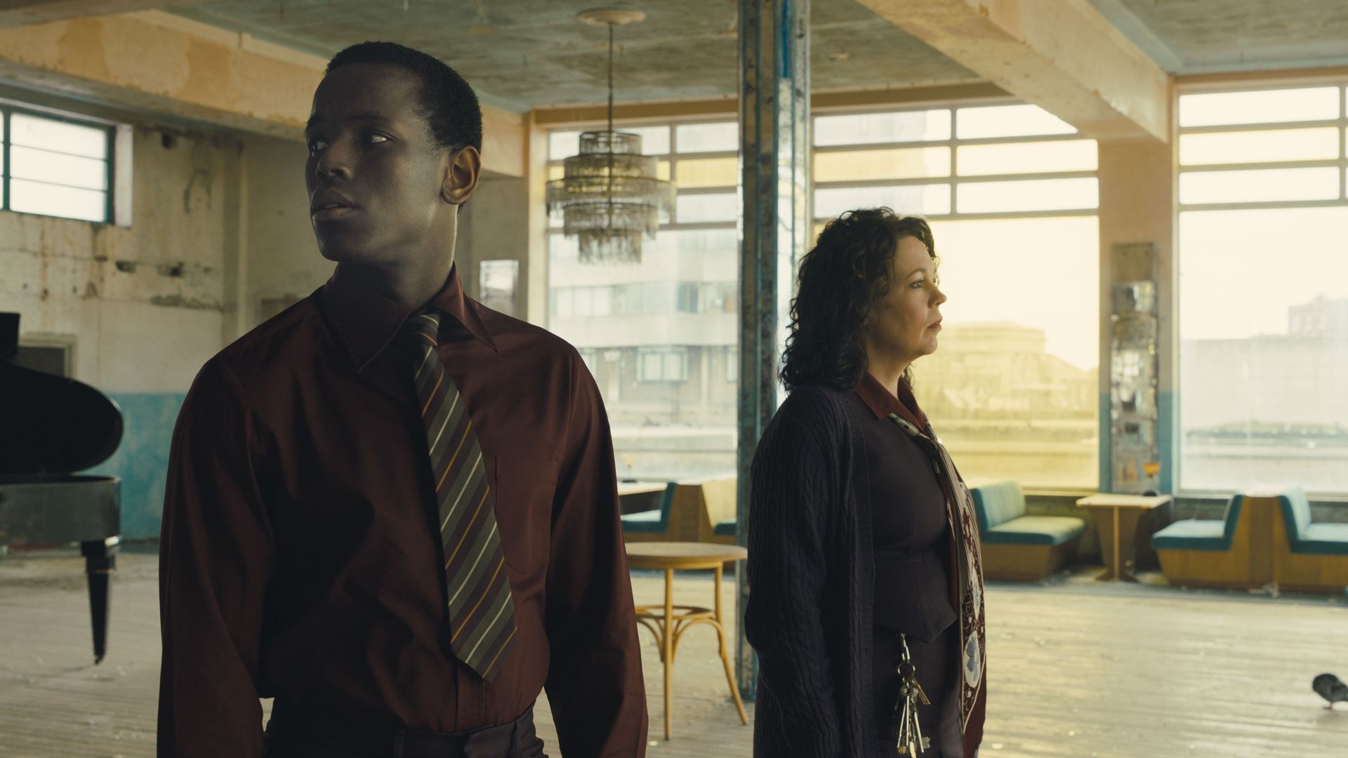 Stephen and Hillary look around an abandoned cinema in Empire of Light