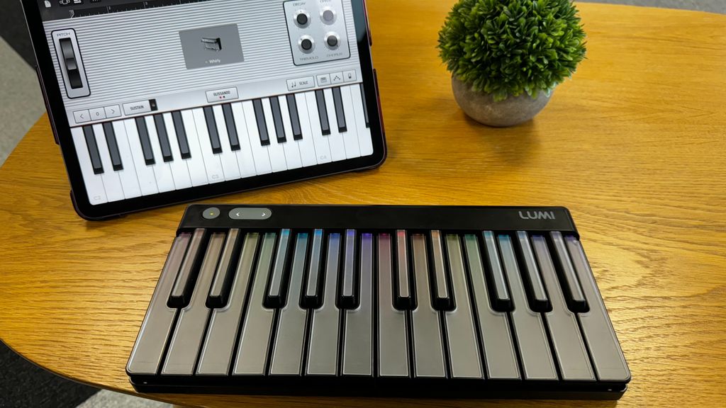 ROLI LUMI Keys Studio Edition Review: A great modular midi keyboard ...
