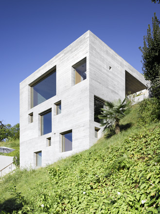 The house is located in the small village of S'Abbondio