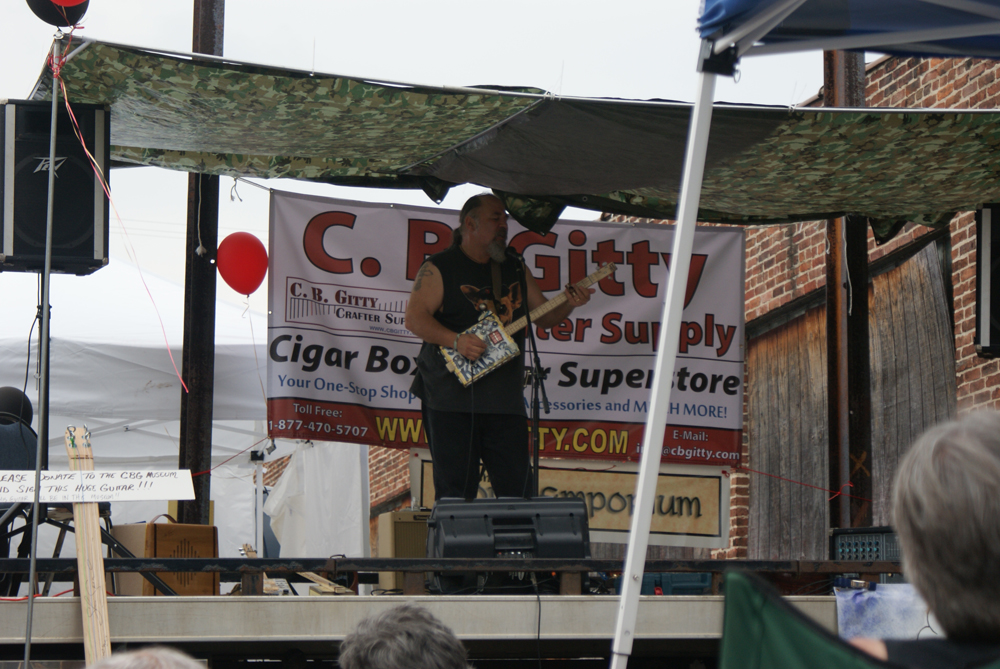 It Got Loud Pennsylvania Cigar Box Guitar Festival Recap and an Intro