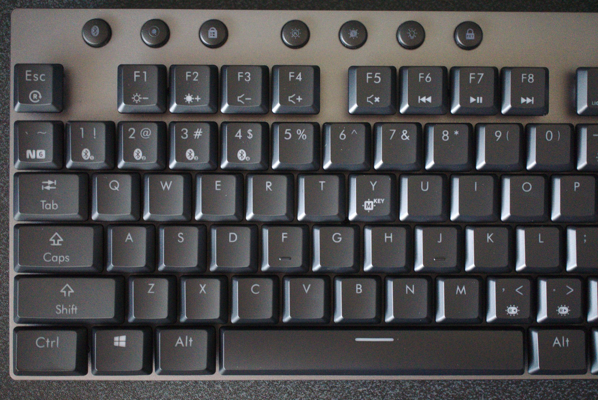 Hexgears Venture review: Stunning low-profile mechanical typing with ...