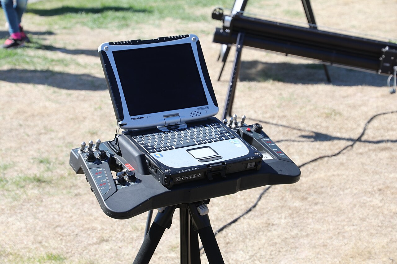 A Panasonic Toughbook being used to control a FInnish defence forces Aeronautics Orbiter 2 UAV OL-231.