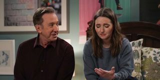 mike and eve baxter sitting on eve's bed in last man standing season 9