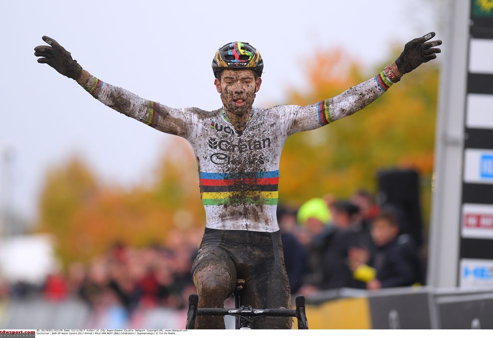 Wout Van Aert (Crelan - Charles) wins Superprestige Gavere