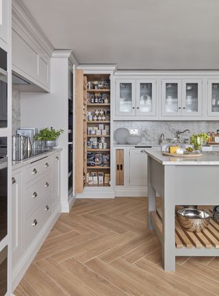 Larder incorporated into a bespoke fitted ktichen