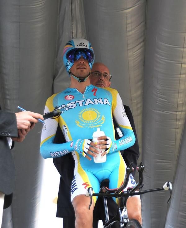 Alberto Contador (Astana) just before the start