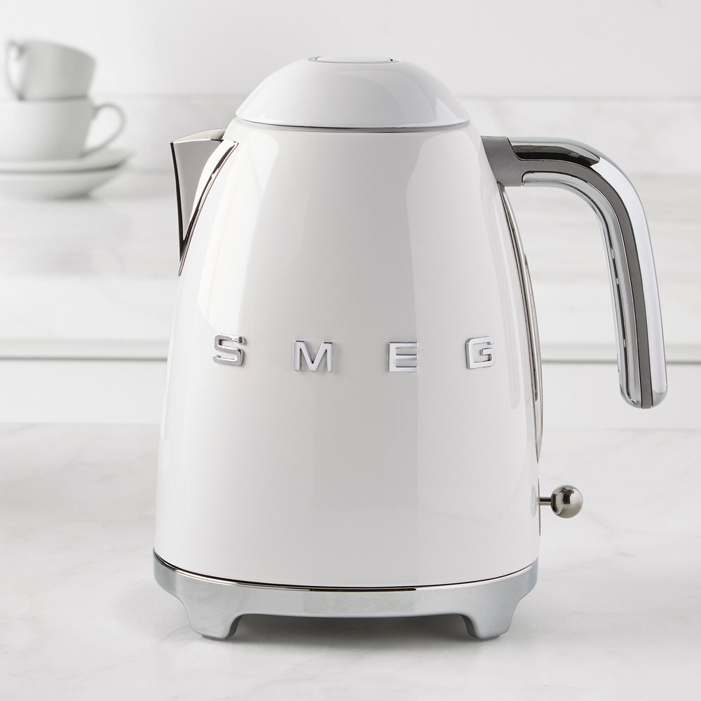 SMEG Electric Kettle