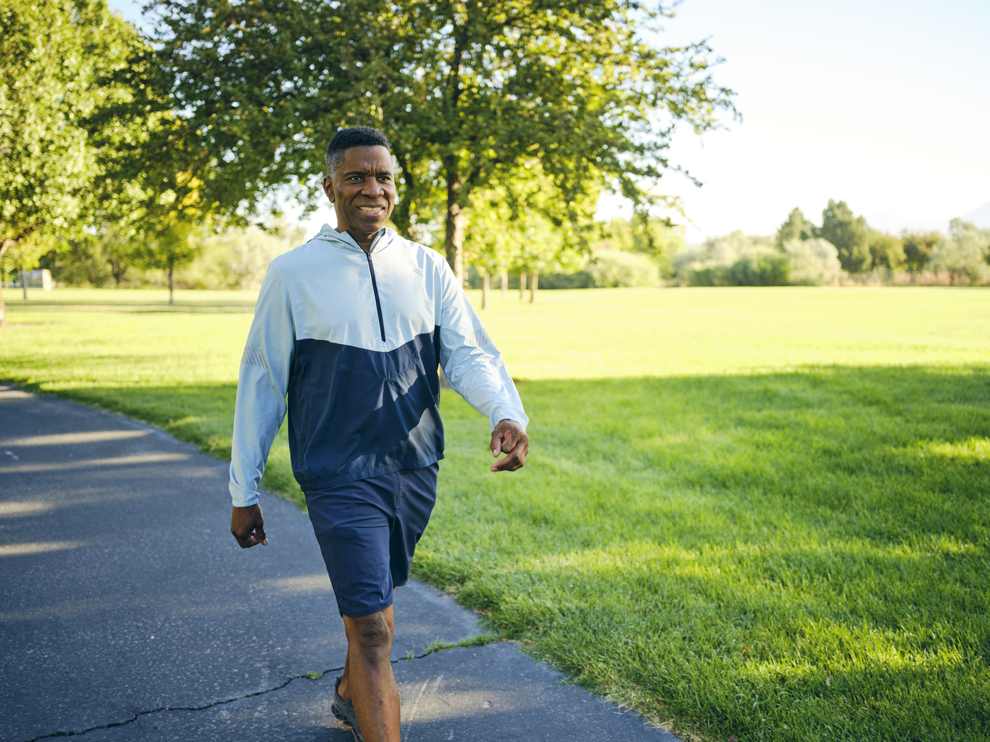 A trainer says this is the walking workout you should do if you only have 15 minutes to spare