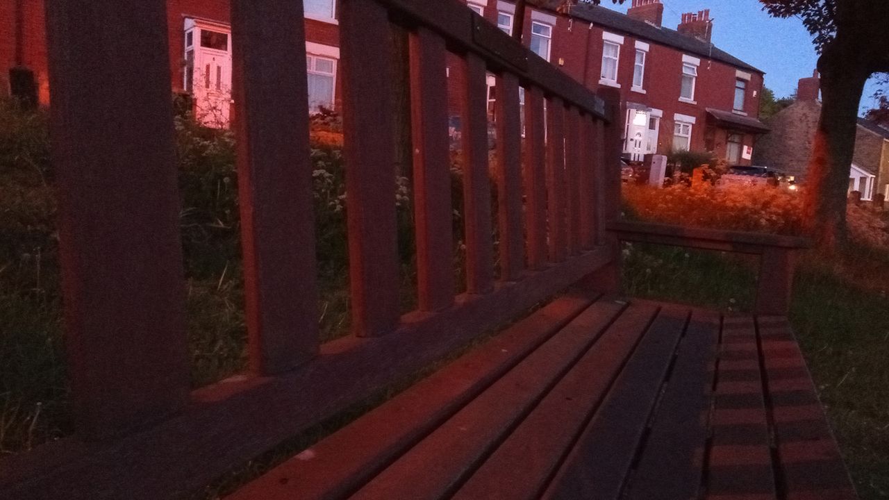 Moto E6s sample