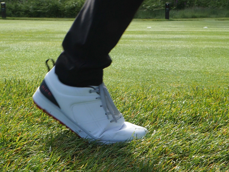 Rife Golf RF-01 Pro Approach Shoe Review - Golf Monthly | Golf Monthly