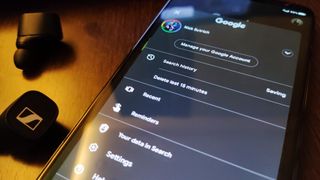 How to clear recent search history on Google app for Android