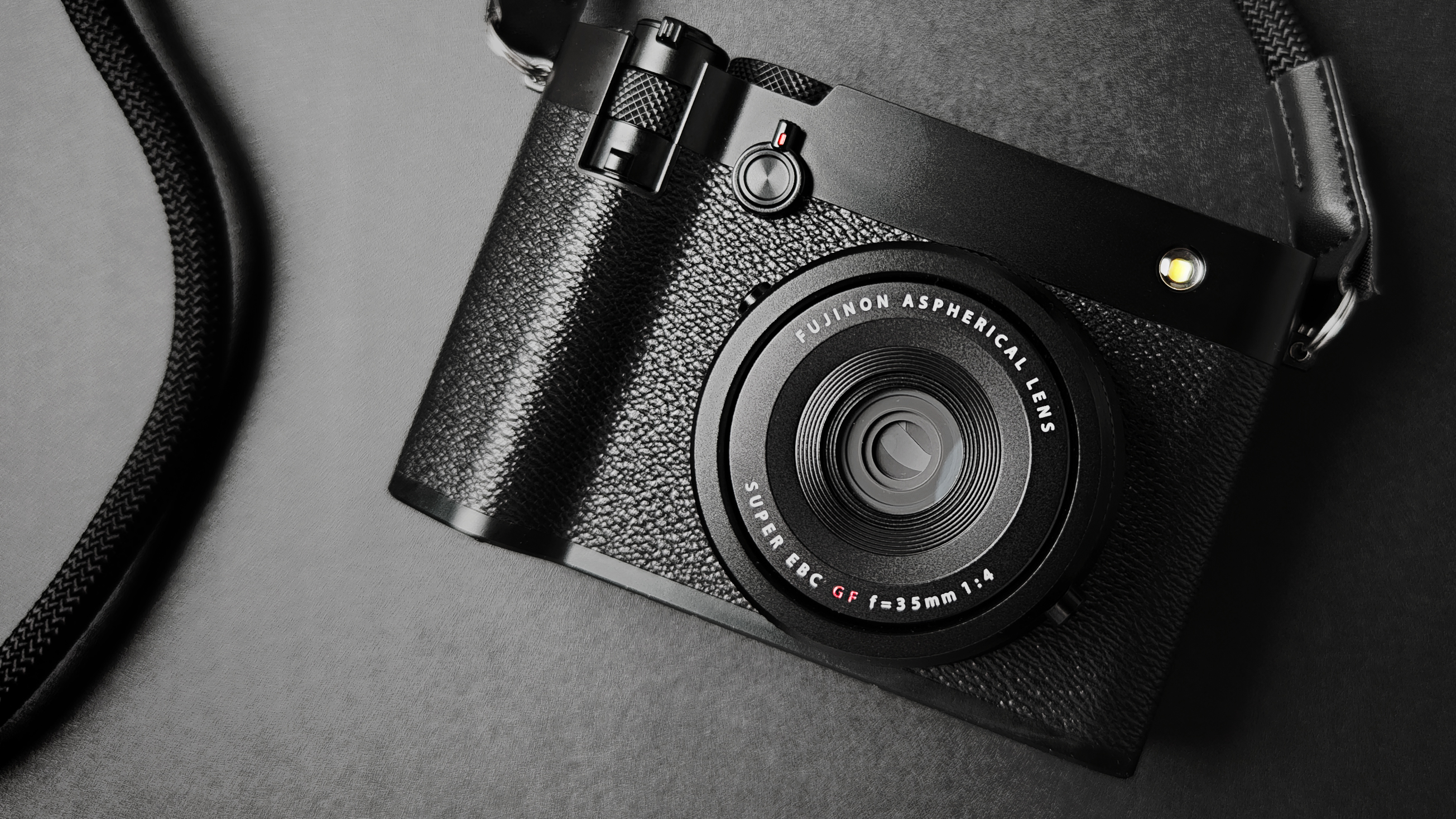 Fujifilm GFX100RF