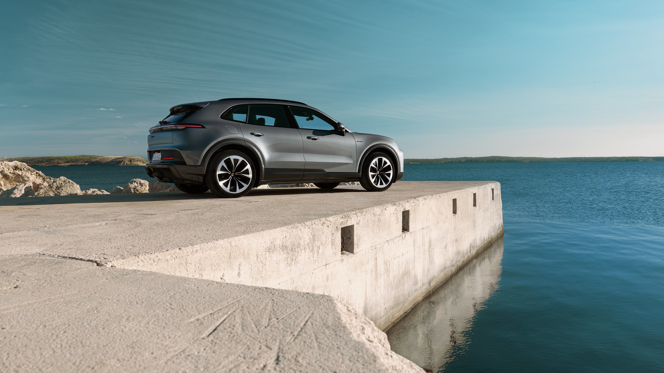 The new Porsche Cayenne Electric