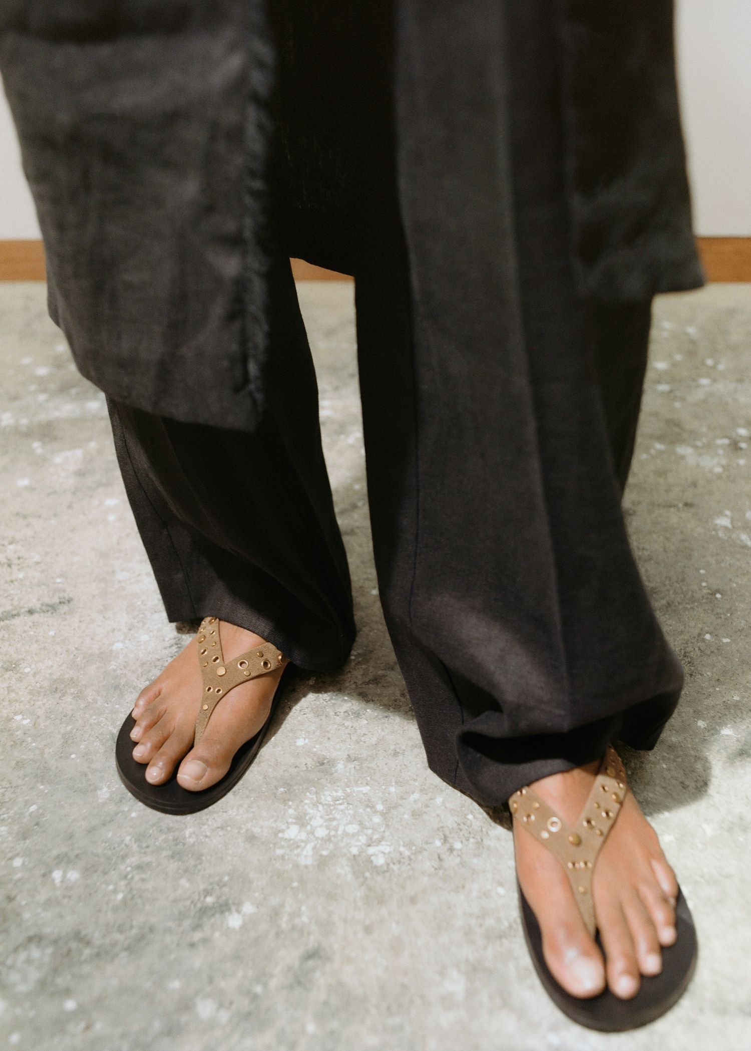 Suede Sandals With Eyelet Straps - Women | Mango Usa