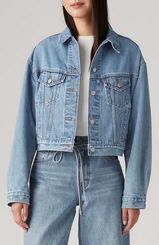 Shrunken '90s Denim Trucker Jacket