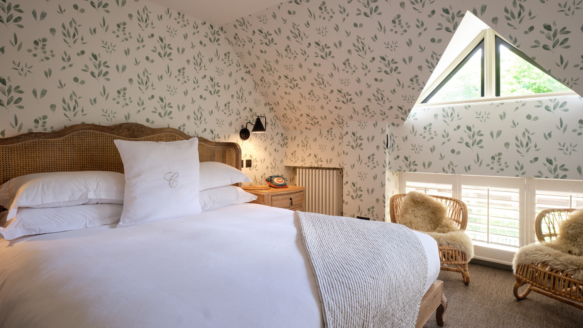 Calcot & Spa bedroom