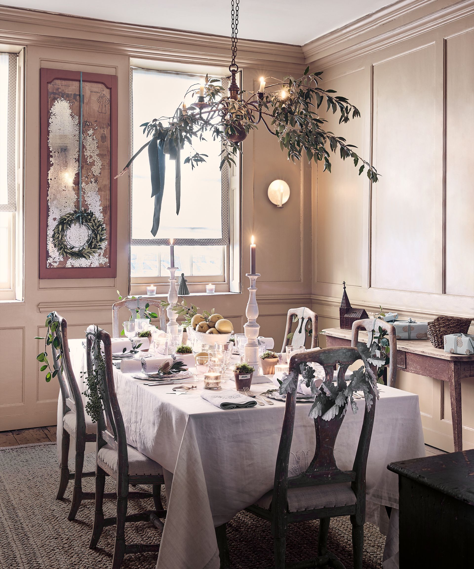 Tablescaping: 25 ways to dress your table for the holidays