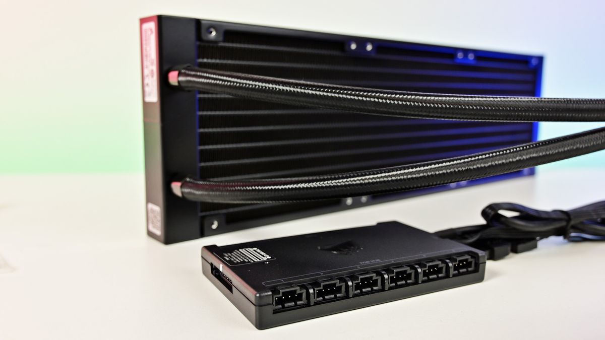 Corsair H150i Elite Capellix