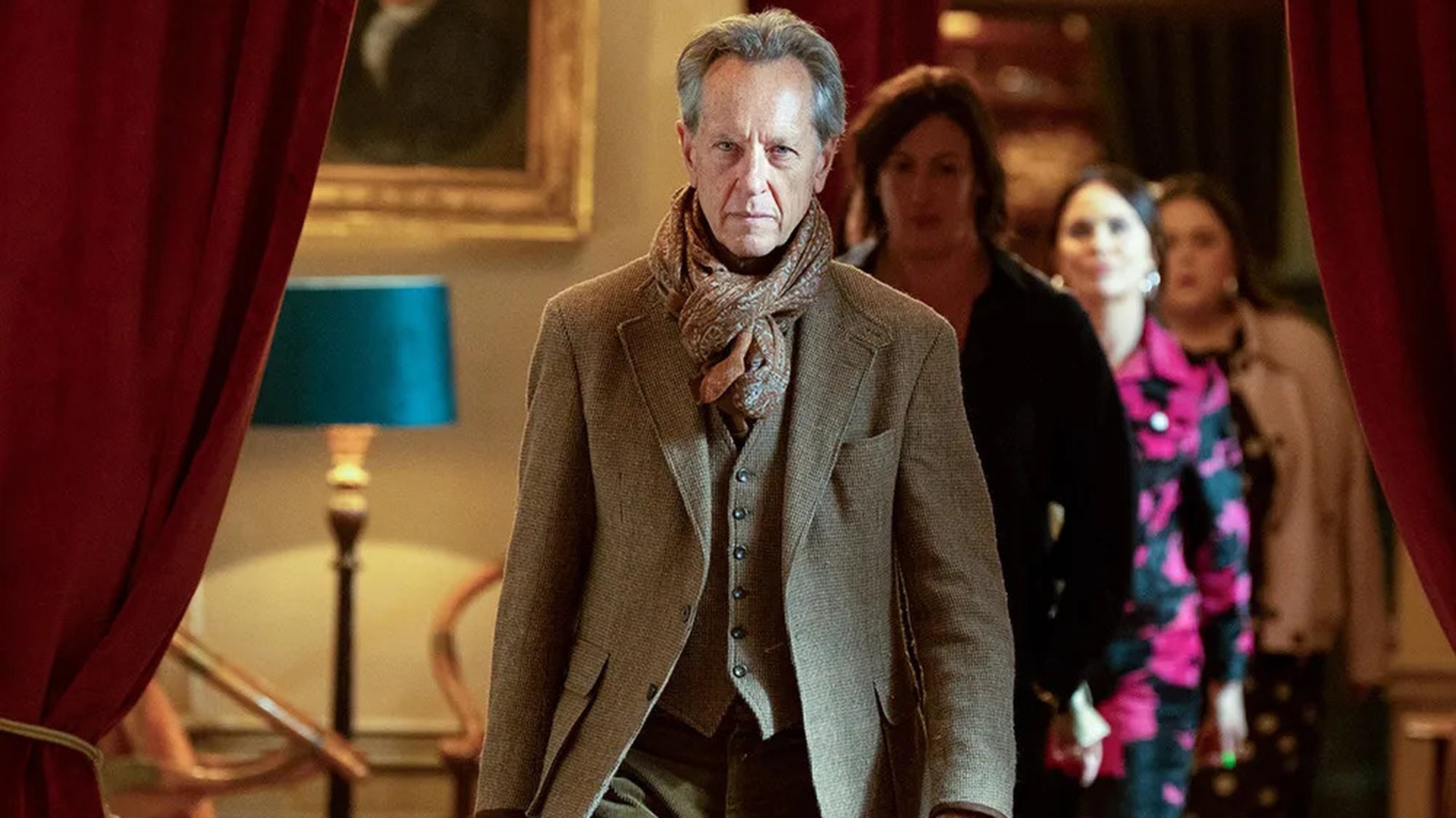 Traitor Richard E. Grant in "The Traitors U.K." season 2, ahead of episode 3