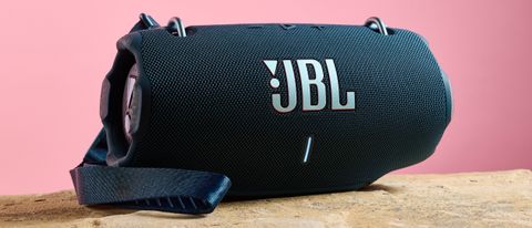 JBL Xtreme 4 on pink background