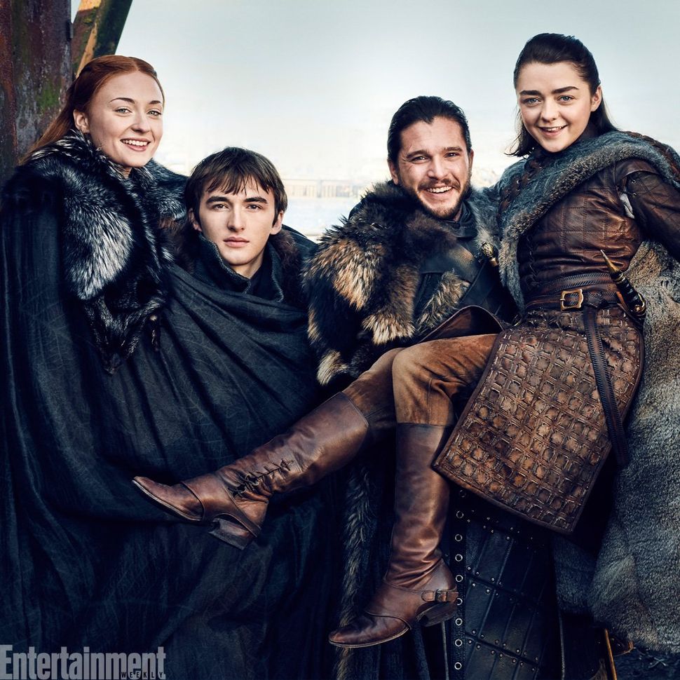 New Game of Thrones season 7 photos show a Stark reunion, as the cast