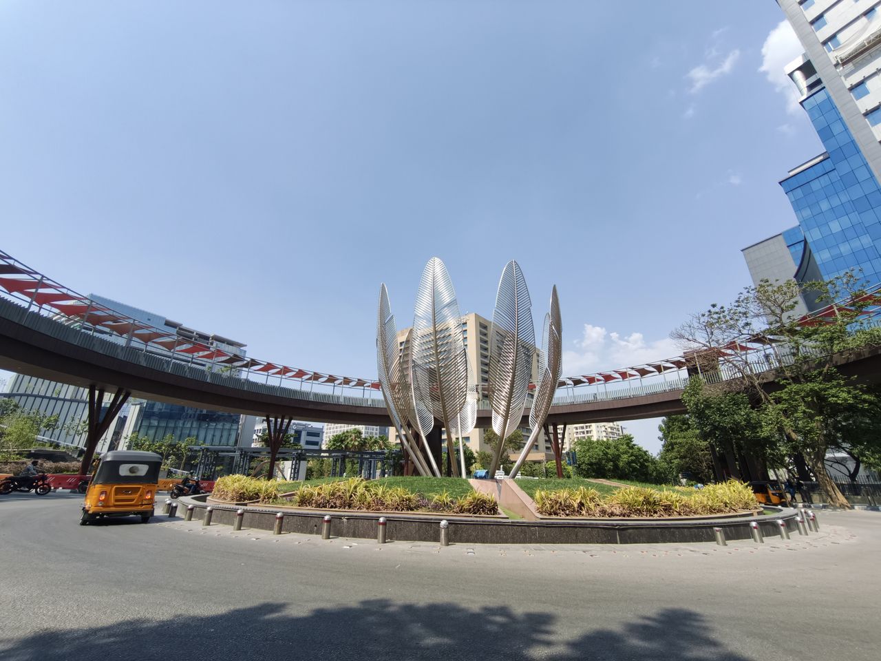 Photos taken with the Xiaomi 17T Pro's cameras