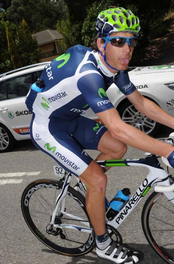 Jose Ivan Gutierrez (Movistar) in water-carrying mode.