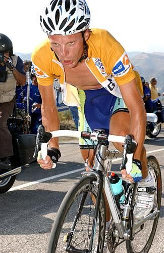 Danilo Di Luca (Liquigas) conceded the lead today
