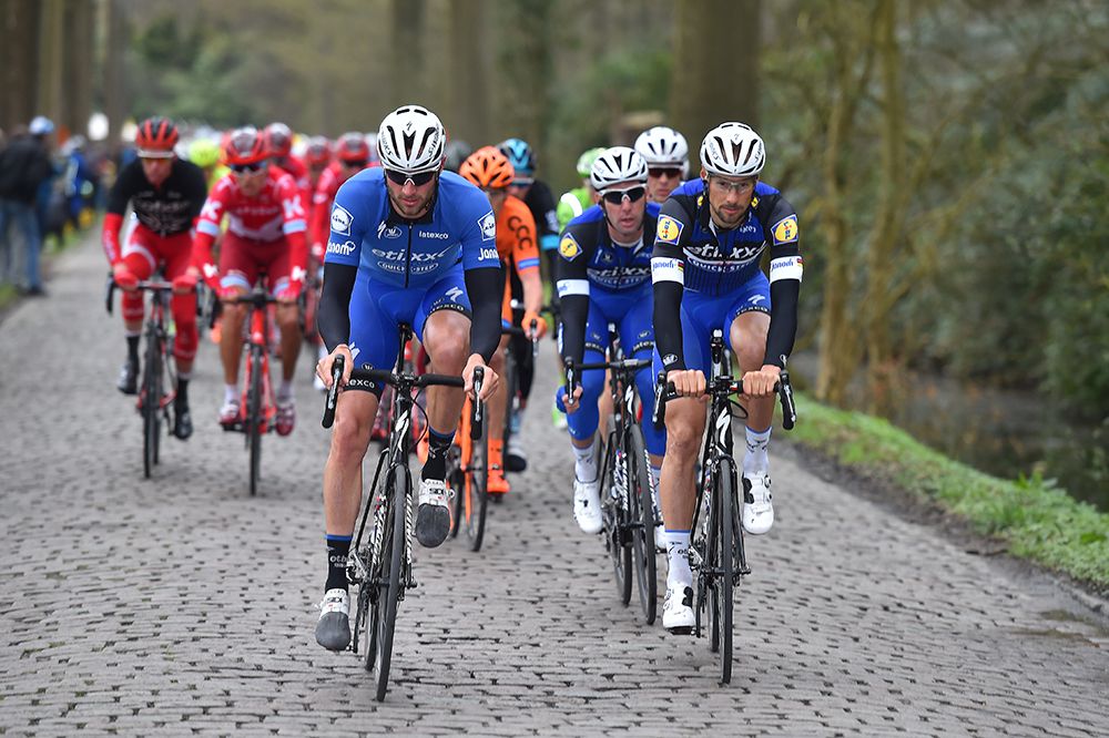 Etixx Quickstep at the head of the peloton
