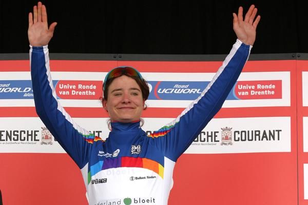 Marianne Vos (Nederland Bloeit) is the World Cup leader