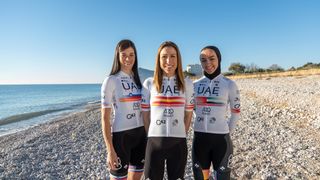 Campamento de entrenamiento del UAE Team ADQ 2022