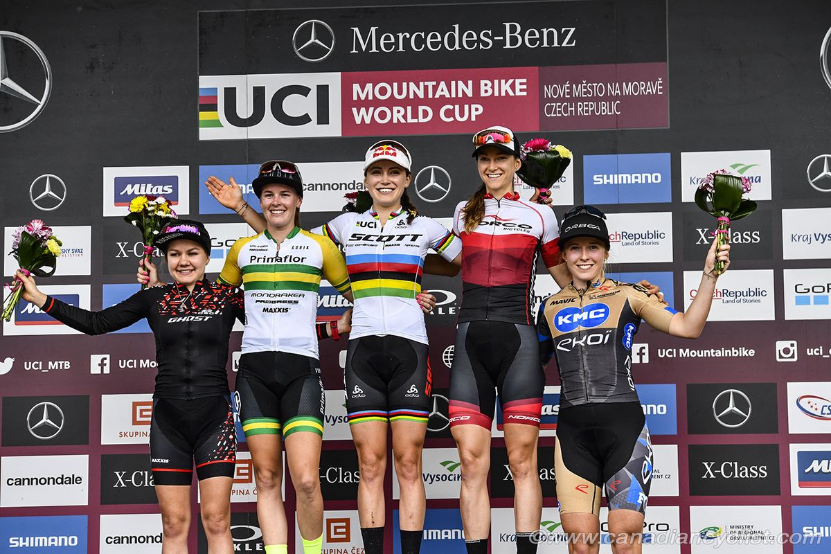 Podium: l to r - Sina Frei, Rebecca McConnell , Kate Courtney, Haley Smith, Malene Degn