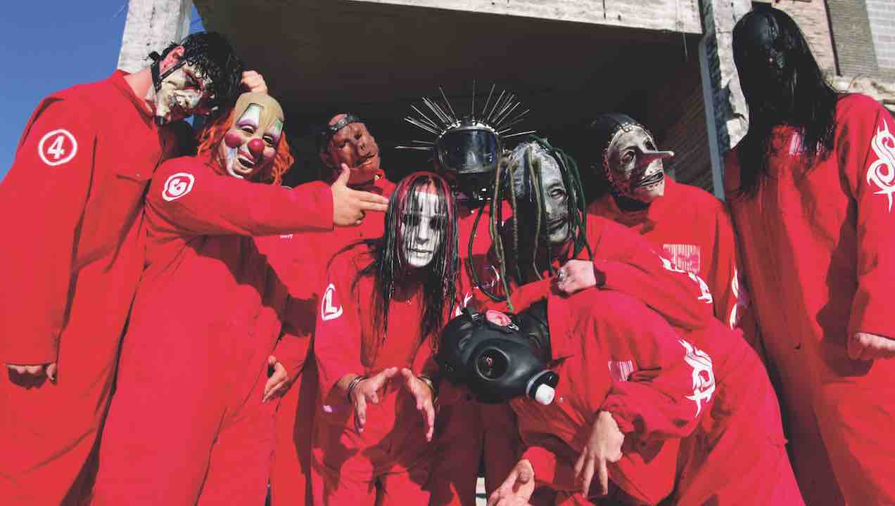 Slipknot The Story Behind Their Debut Album Louder