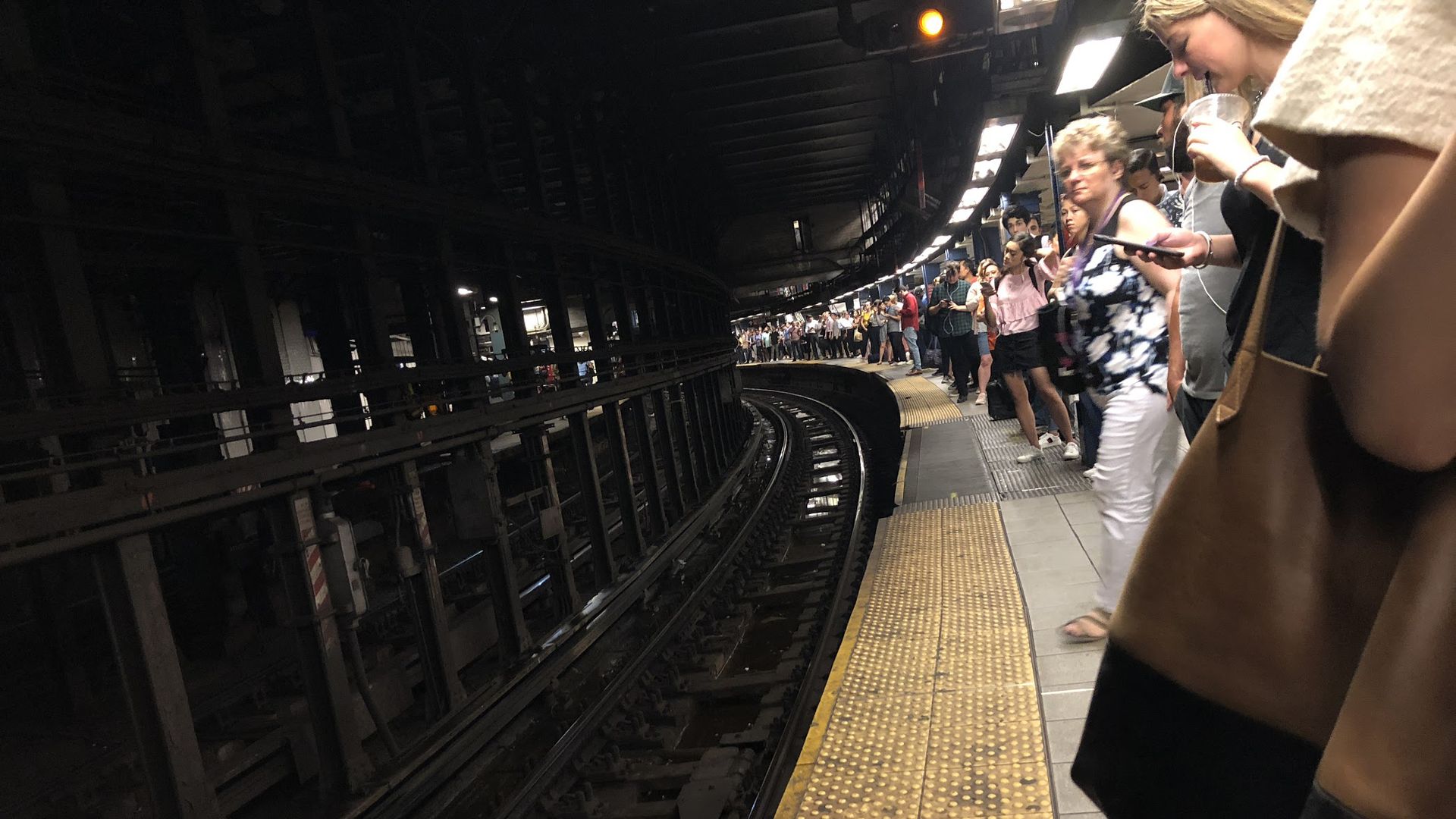 The New York City Subway Will Soon Finally Get Full Mobile Coverage In Tunnels Techradar