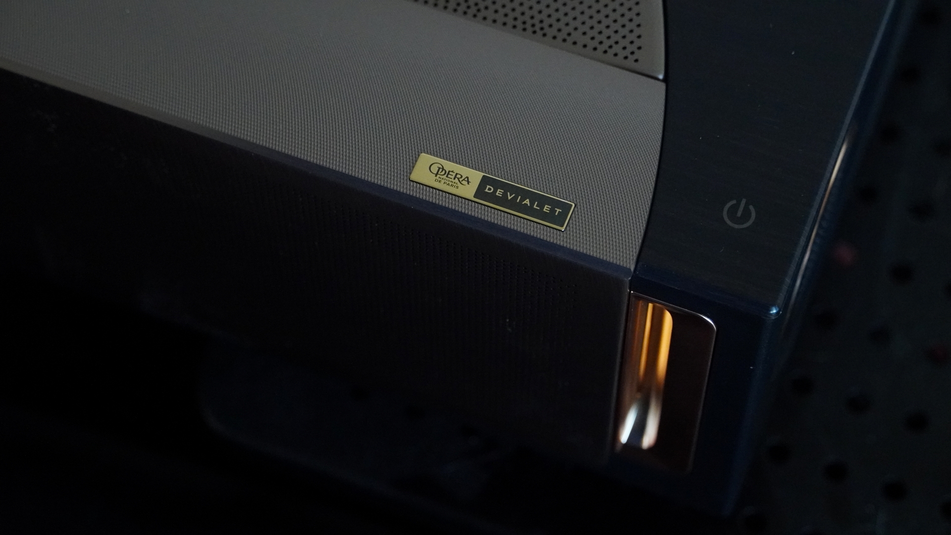 Hisense L9Q closeup showing Devialet speakers logo