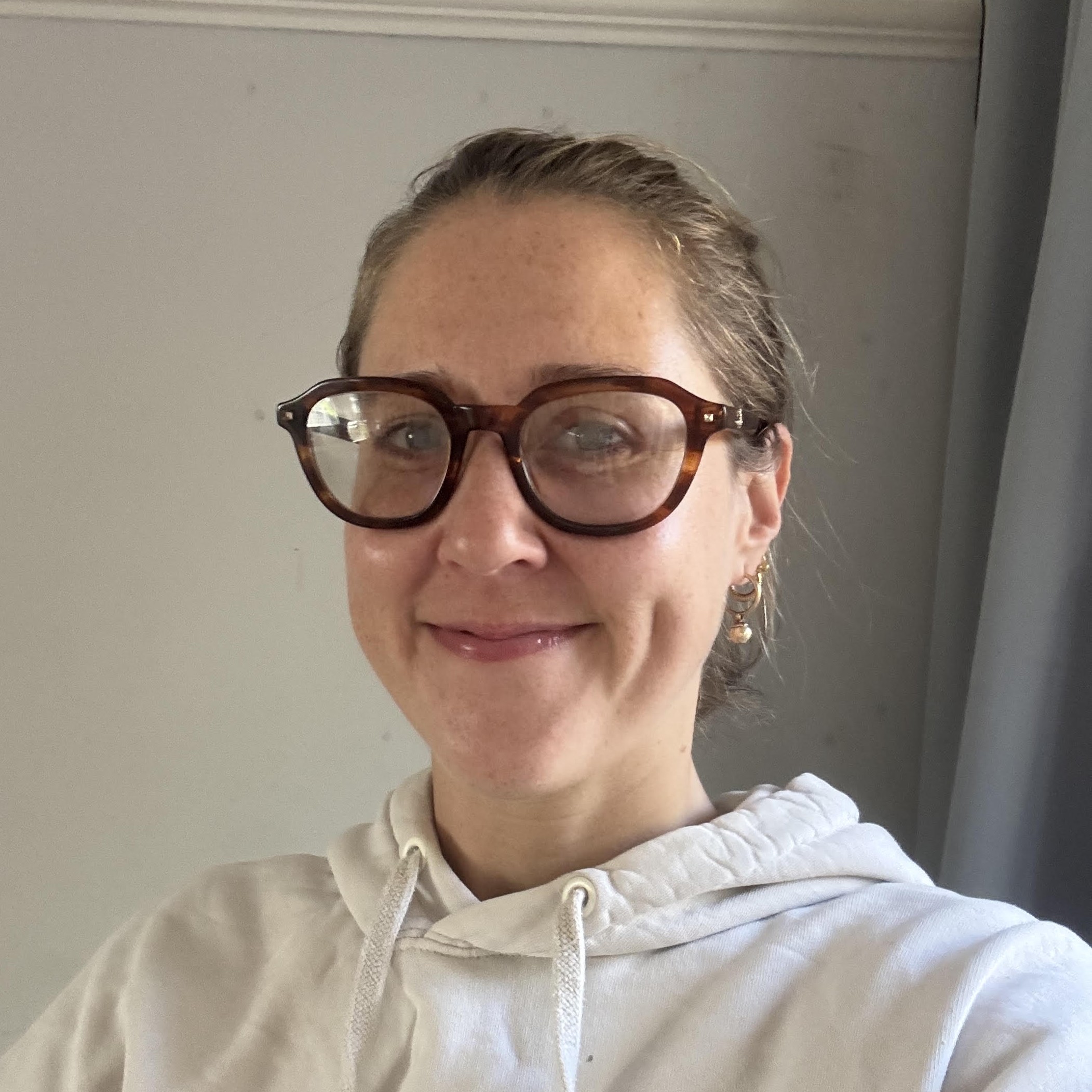 Electrician and handywoman, Emily Porecka