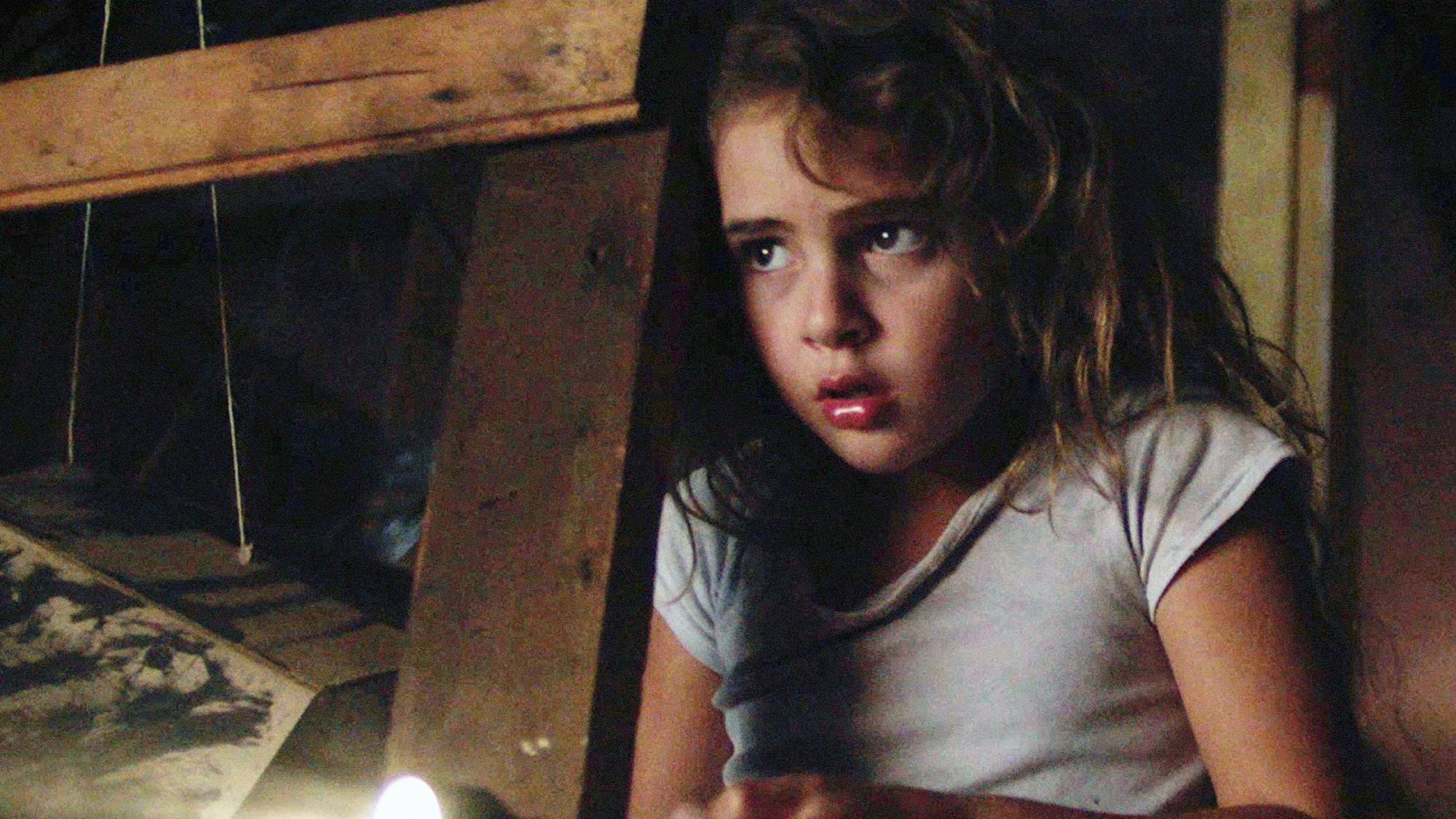 Lexy Kolker as Chloe in "Freaks" (2018)