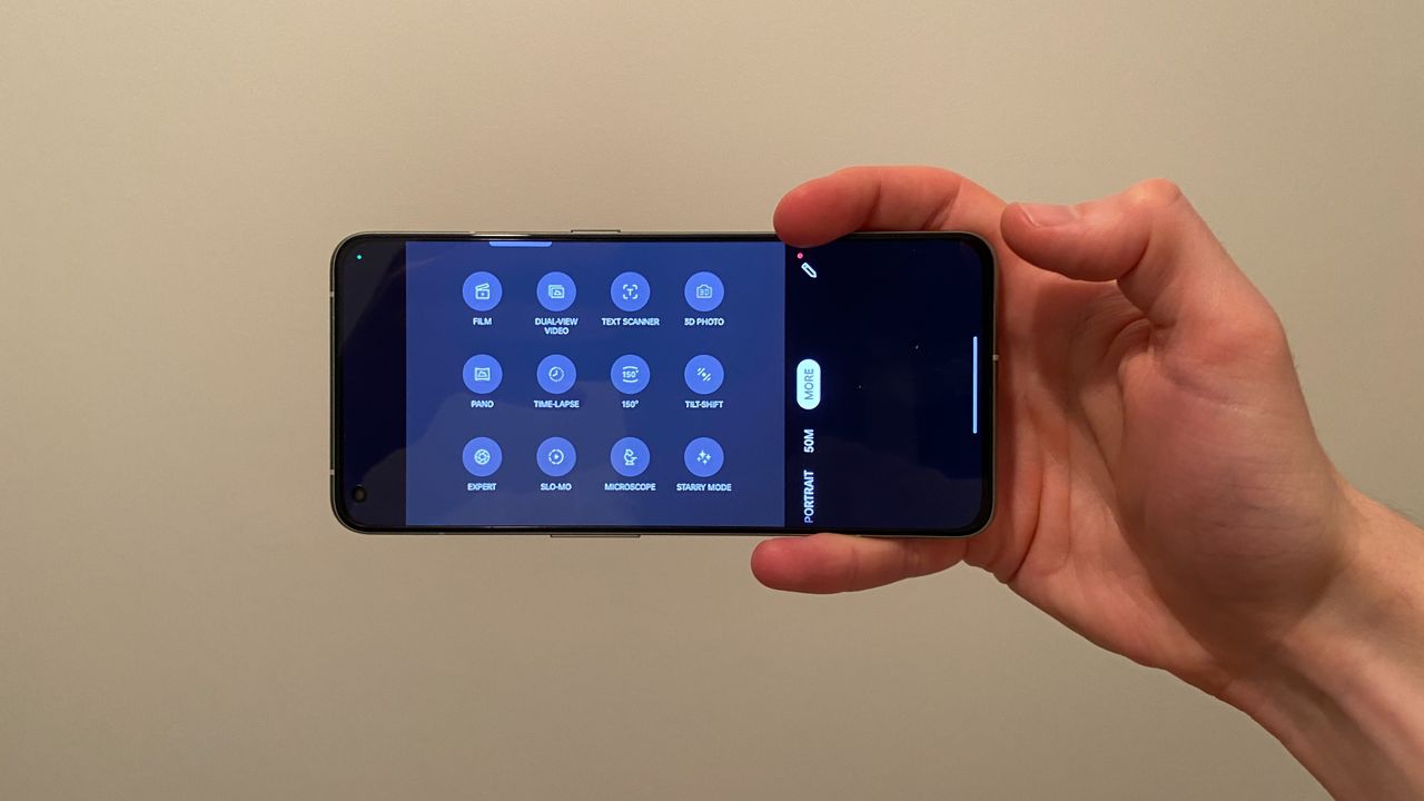 Realme GT 2 Pro camera interface