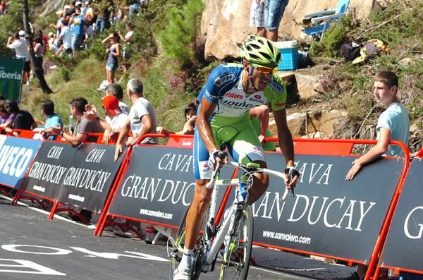 Eros Capecchi (Liquigas-Cannondale) climbs to the finish.