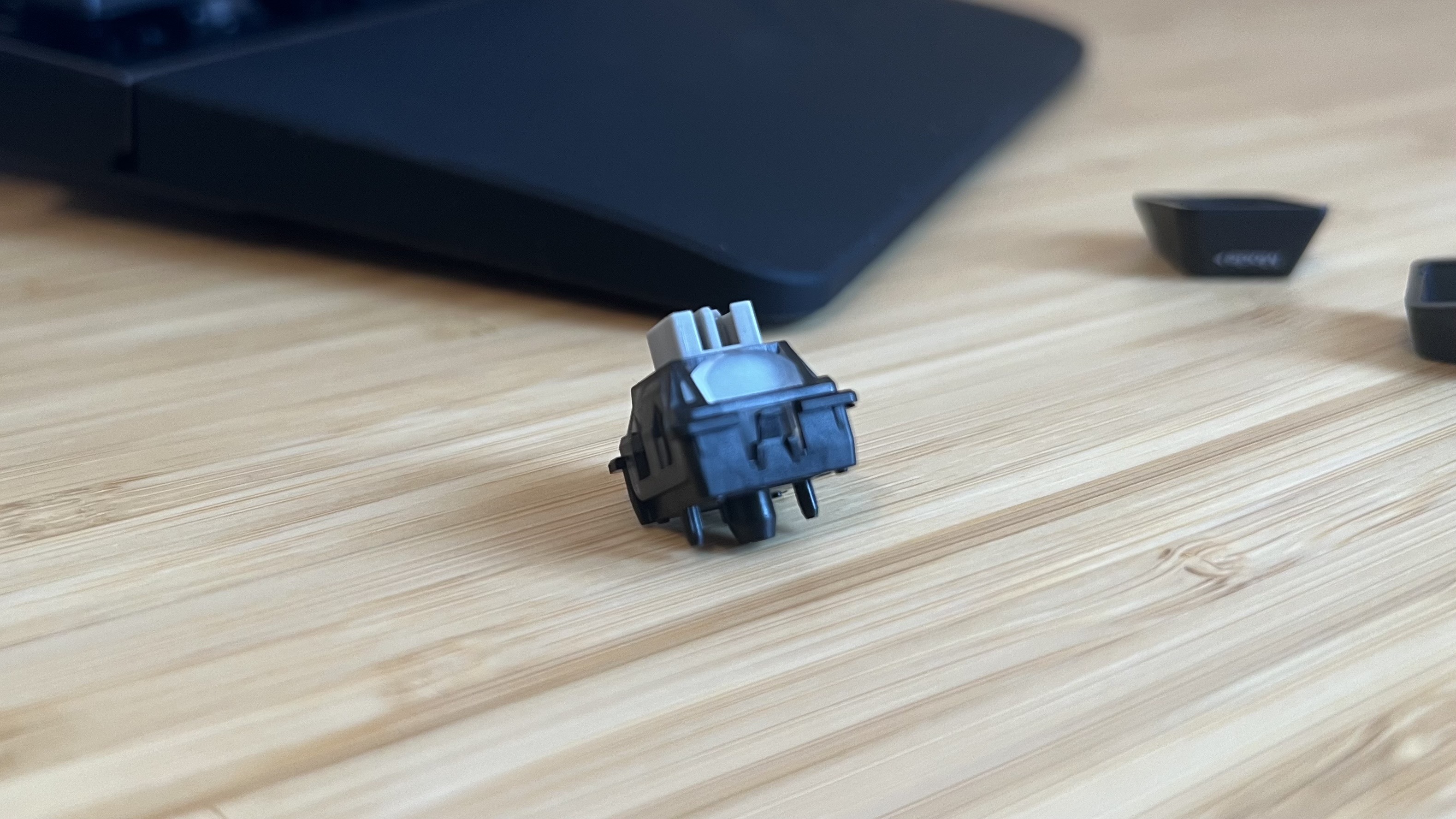 Close up on Asus Hall effect switch from Falcata keyboard