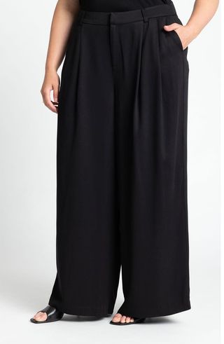 Relaxed Wide Leg Trousers